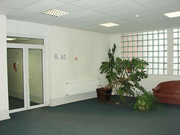 We offer to rent office space