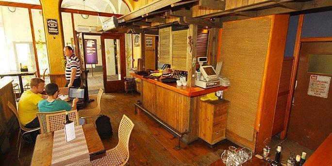 На аренду помещение под кафе