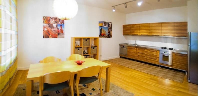 Rent an elegant modern apartment in the embassy district