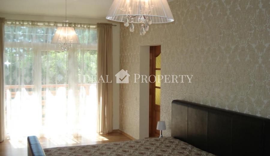 Modern and light private house, fully furnished and equipped