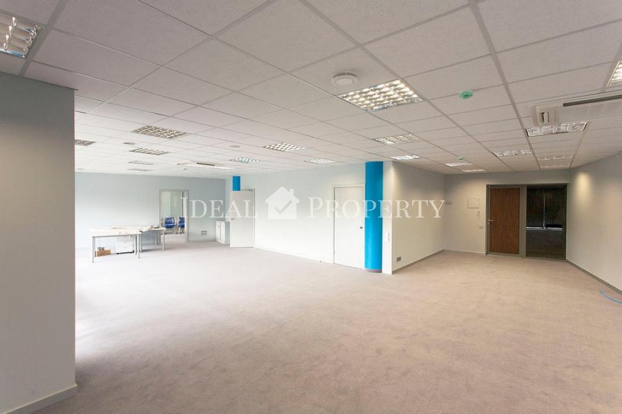 Cдаем в аренду офисные помещения в бизнес-центре Астрас Cдаем в аренду офисные помещения в бизнес-центре Астрас