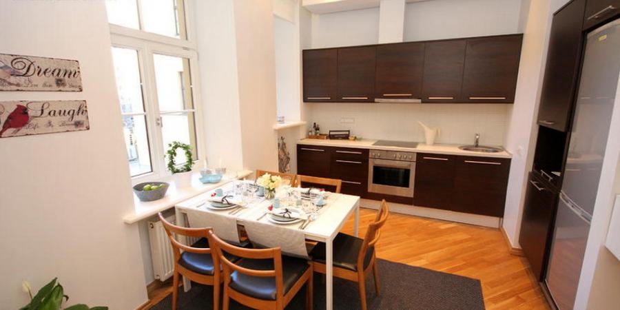 For rent renovated and modern 3 rooms  apartment in a wonderful complex in Embassy area.