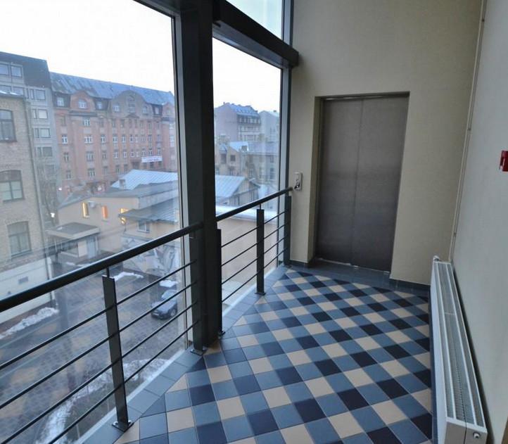 For rent we offer a 2 bedroom apartment in the center of Riga