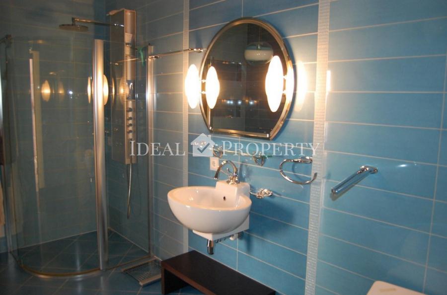 Эксклюзивная квартира с видом на Вантовый мост и Старую Ригу. Эксклюзивная квартира с видом на Вантовый мост и Старую Ригу.