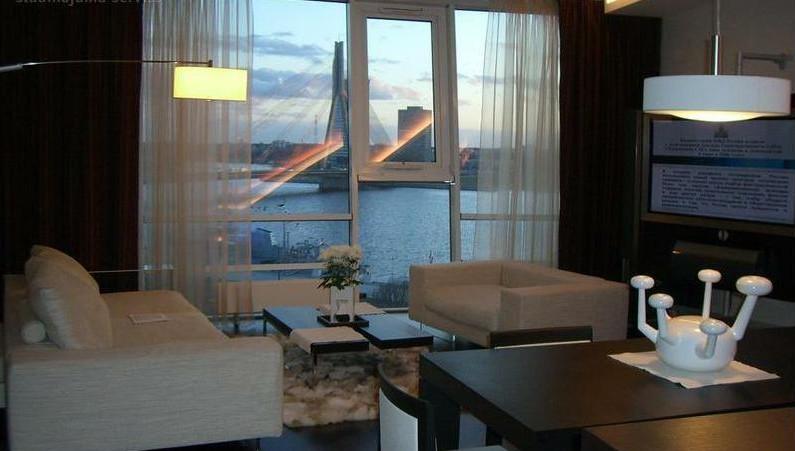 Эксклюзивная квартира с видом на Вантовый мост и Старую Ригу. Эксклюзивная квартира с видом на Вантовый мост и Старую Ригу.