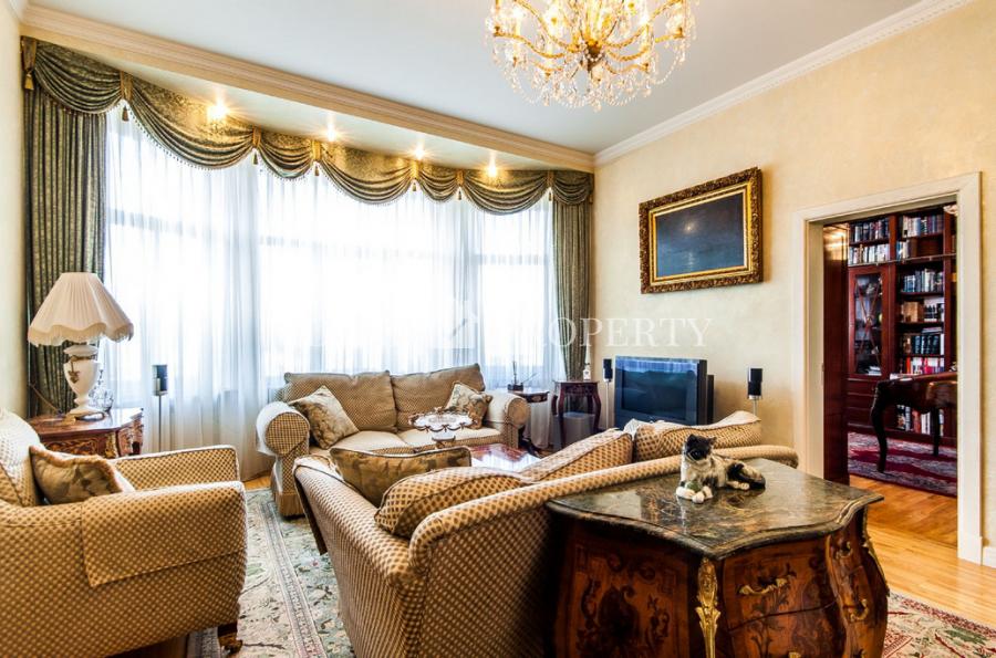 An apartment for sale and rent in the center of Riga. 