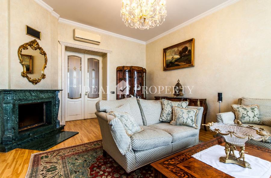 An apartment for sale and rent in the center of Riga. 