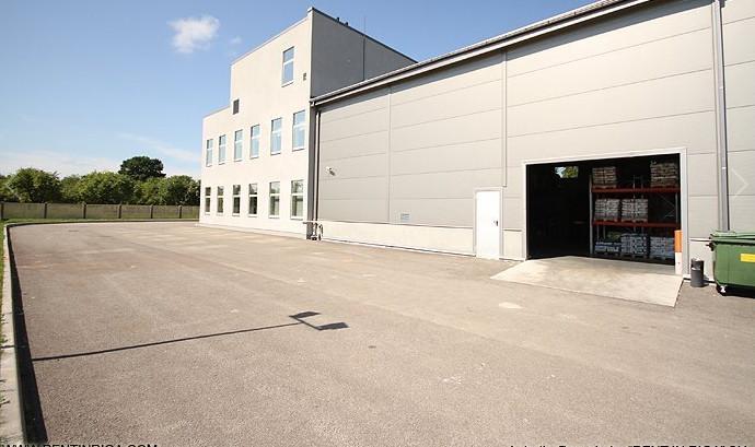 Offer to purchase a warehouse / office building at Kantora str., Marupe . 