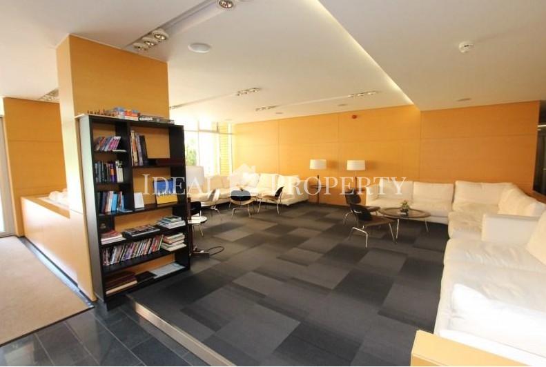 For sale modern apartment on the 1-st floor, in project  „Jūrmalas vilnis„.