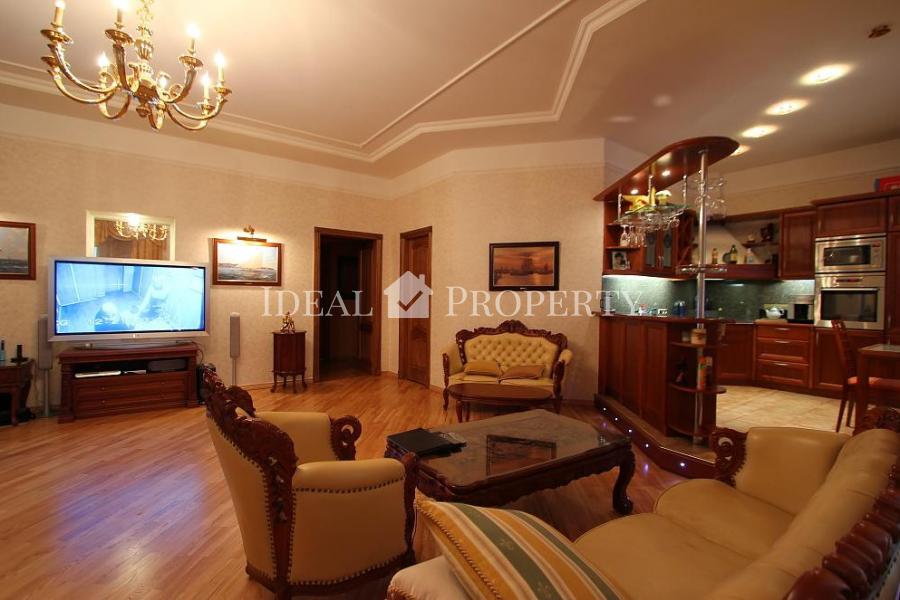 Luxury apartment in the embassy district.