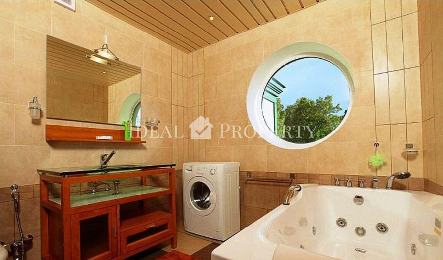 На продажу двухуровневая квартира с просторной терассой