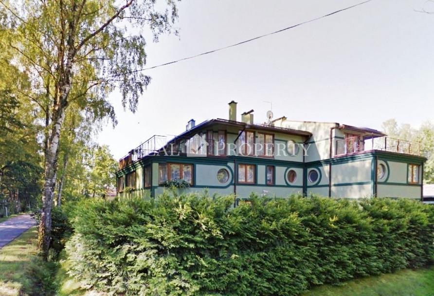 На продажу двухуровневая квартира с просторной терассой