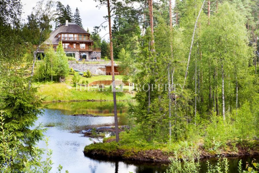 Продается особняк в поселке Аматциемс.