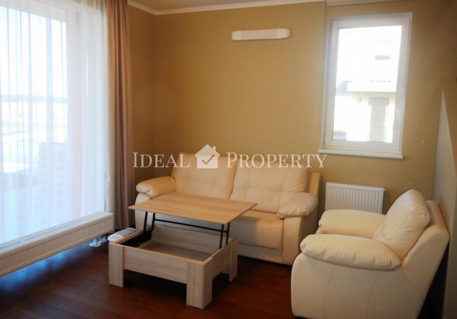 Таунхаус в поселке Салиена