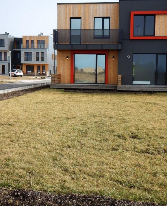 Таунхаус в поселке Салиена