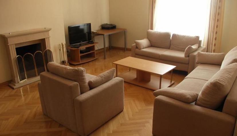 Sunny, partly furnished 2 bedroom apartment in Old Town