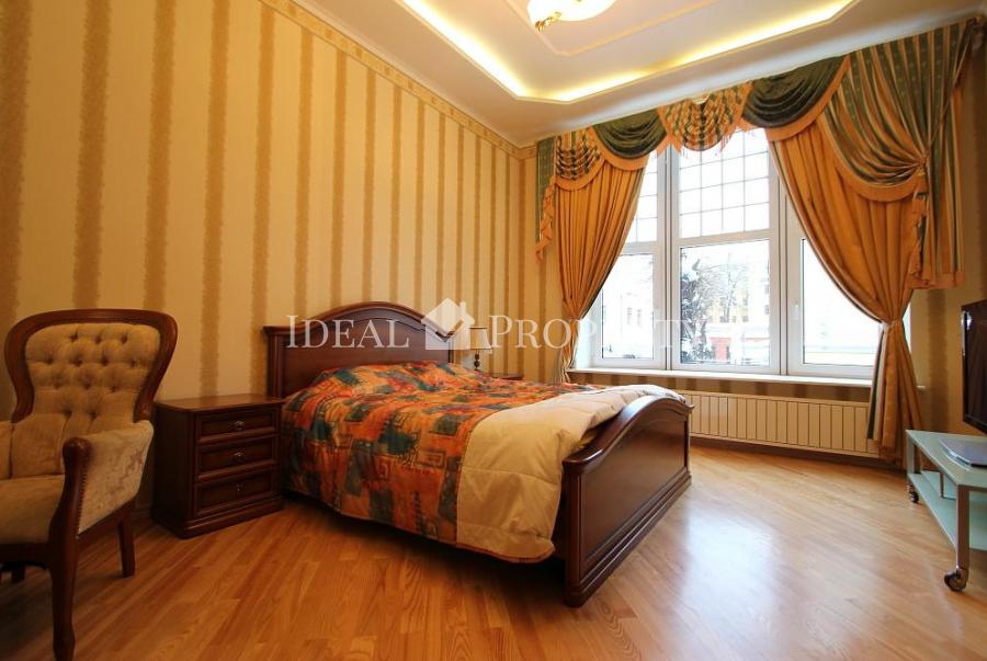 Luxury apartment in the embassy district.