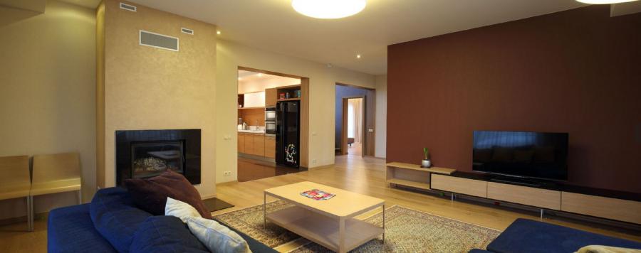 В продаже новый, семейный дом. 