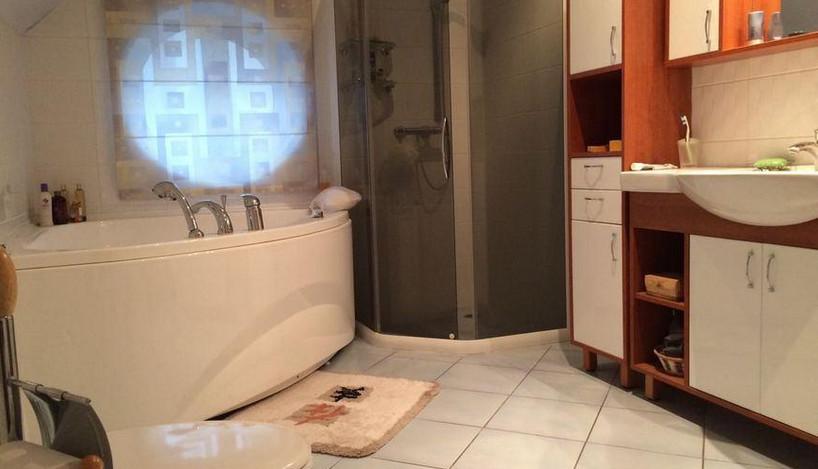 We offer for rent spacious and light house in this peaceful place. 