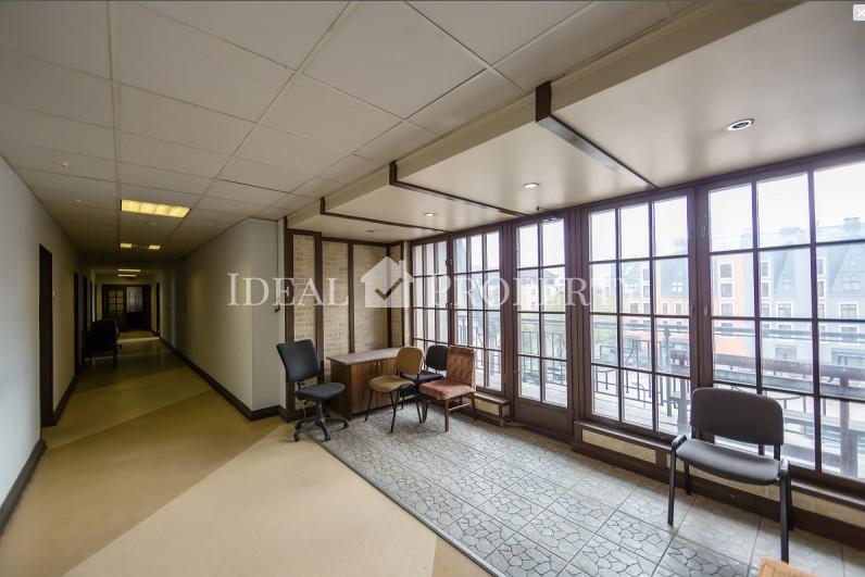 For rent office building on the street Peldu , located in the heart of historic buildings in Riga