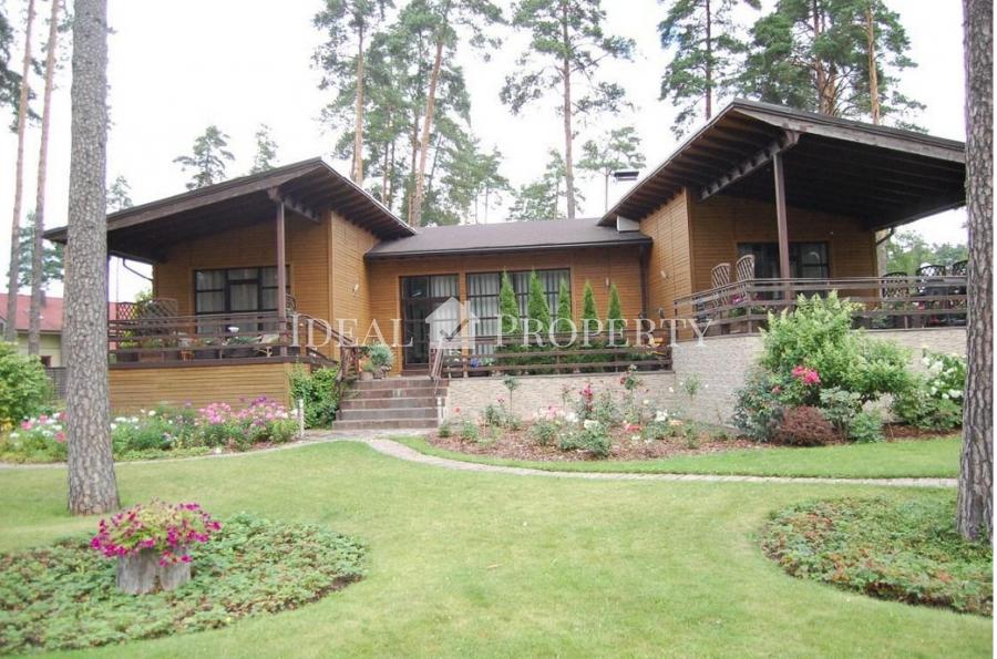 Сдается дом в тихом месте в Лангстини. Сдается дом в тихом месте в Лангстини.