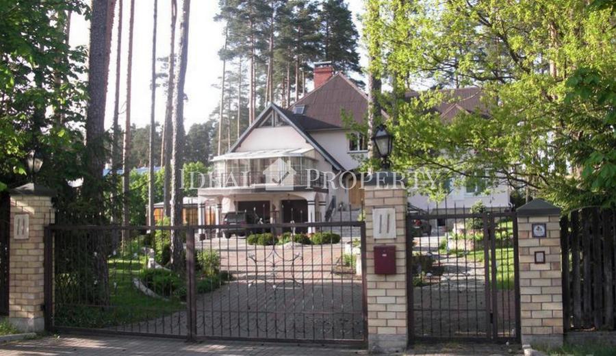 Просторный дом на продажу в Приедкалне. 