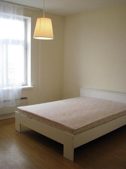 We offer for rent a spacious apartment at Strelnieku street.