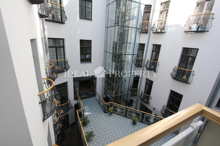 For sale compact apartment with 2 bedrooms in Aleksandra project.