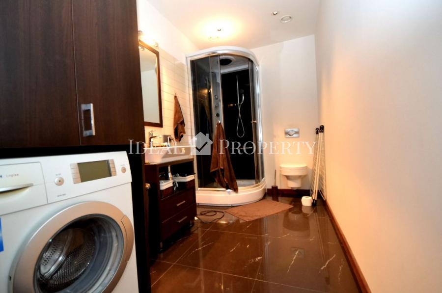 For sale a spacious apartment at high floor at Caka street in the city center.