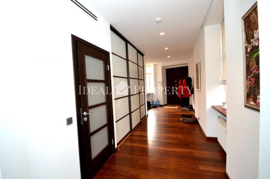 For sale a spacious apartment at high floor at Caka street in the city center.