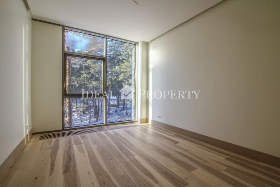 Spacious apartment for sale in the project of The Perl.