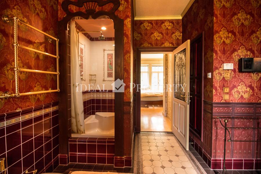 We offer for sale a villa in the Art Nouveau style , in Mezapark.