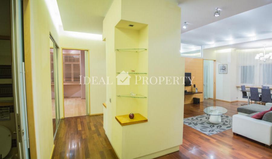 A spacious apartment for sale at Ausekla street, in the Quiet Center .