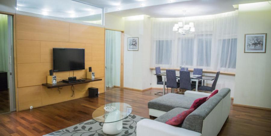 A spacious apartment for sale at Ausekla street, in the Quiet Center .