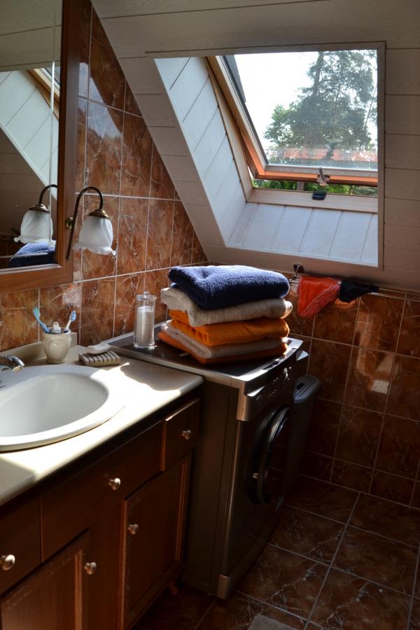 Piedāvājam pārdošanai privātmāju ar savu pieeju jūrai.