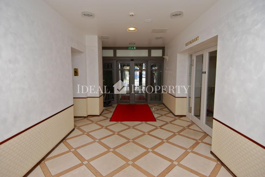 For sale modern, comfortable two-level apartment in the city center .