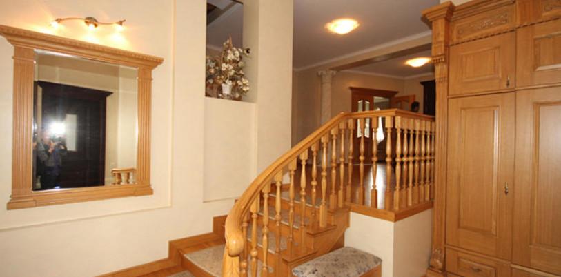 Продается частный дом в зеленой зоне в Биерини.