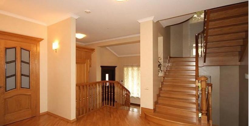 Продается частный дом в зеленой зоне в Биерини.