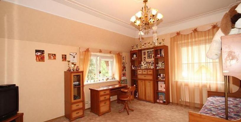 Продается частный дом в зеленой зоне в Биерини.