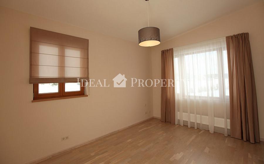 Таунхаус в поселке Салиена