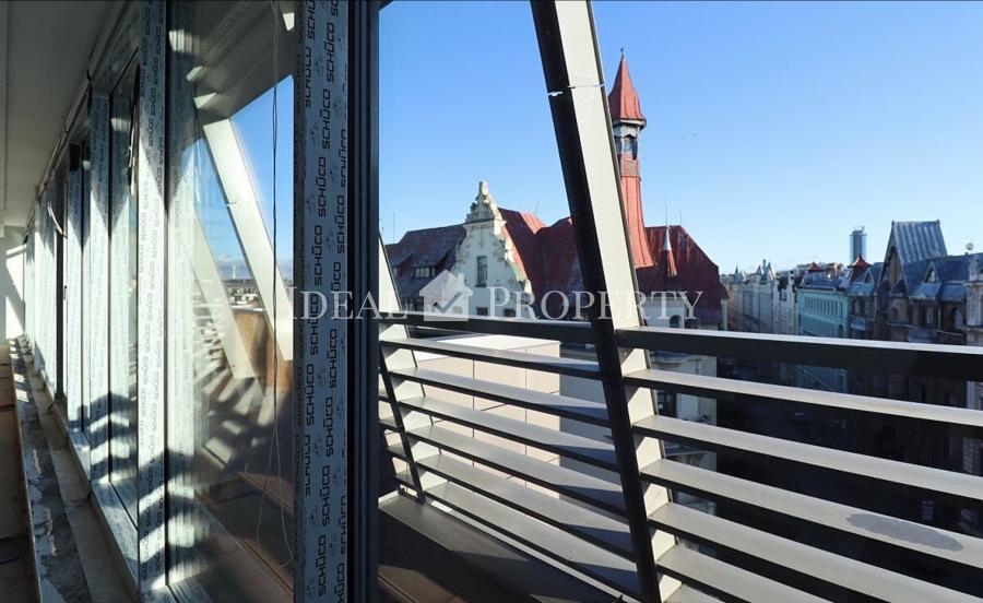 Apartments for sale in the historic center of Riga, at Strelnieku street.