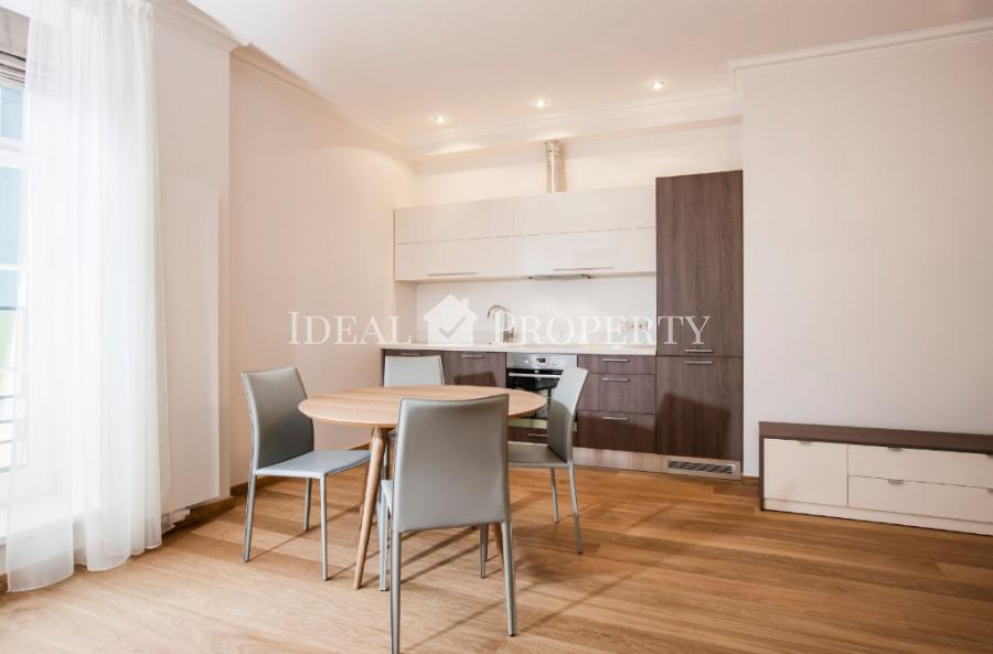 Beautiful 2-bedroom apartment in a new building at Elizabetes street.