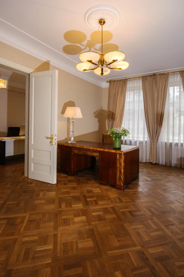 For sale well-designed six-room apartment in the center of Riga.