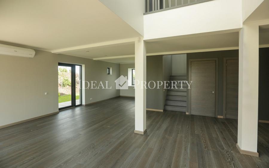 Jums ir lieliska iespēja īrēt jaunu, plašu un kvalitatīvu divstāvu privātmāju Salienā. 