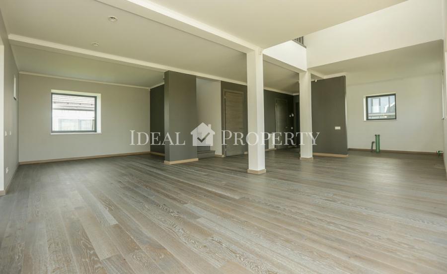 Jums ir lieliska iespēja īrēt jaunu, plašu un kvalitatīvu divstāvu privātmāju Salienā. 