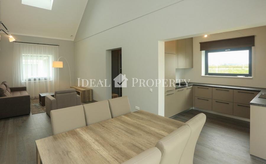 Полностью меблированный коттедж в Saliena. 