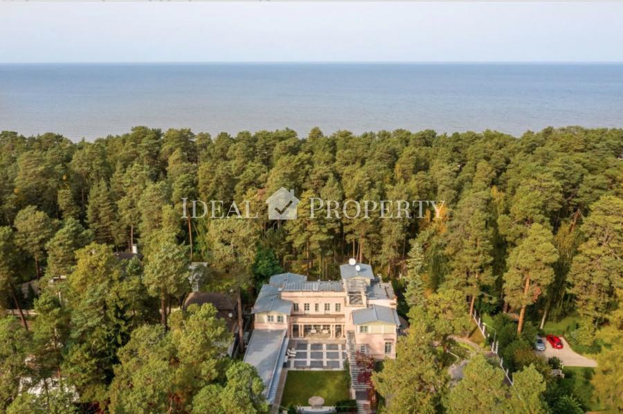 Property for sale in Jurmala, in dune area, on 1st line from the sea.