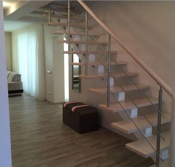 Сдаётся новый дом в элитном посёлке частных домов в окружении леса.