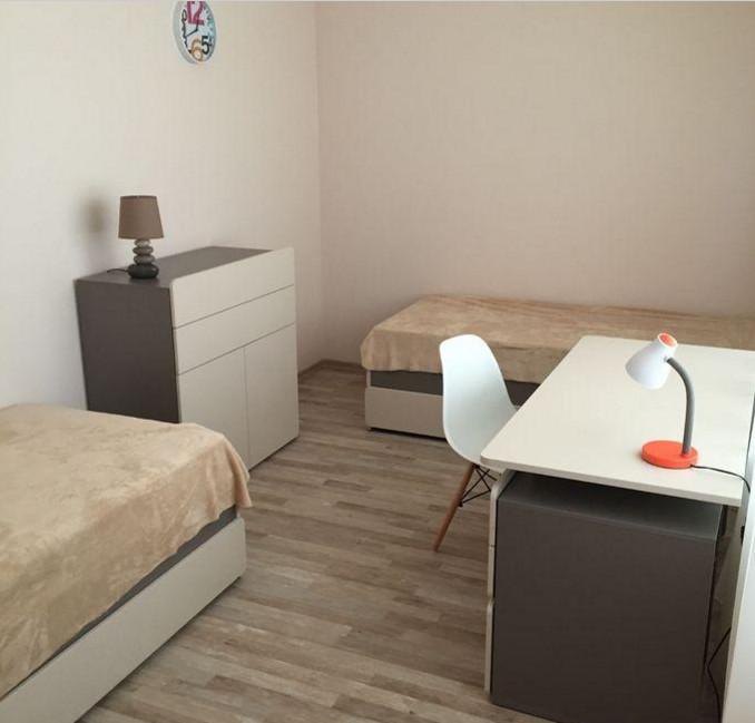 Сдаётся новый дом в элитном посёлке частных домов в окружении леса.