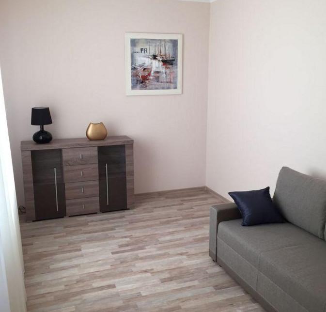 Сдаётся новый дом в элитном посёлке частных домов в окружении леса.